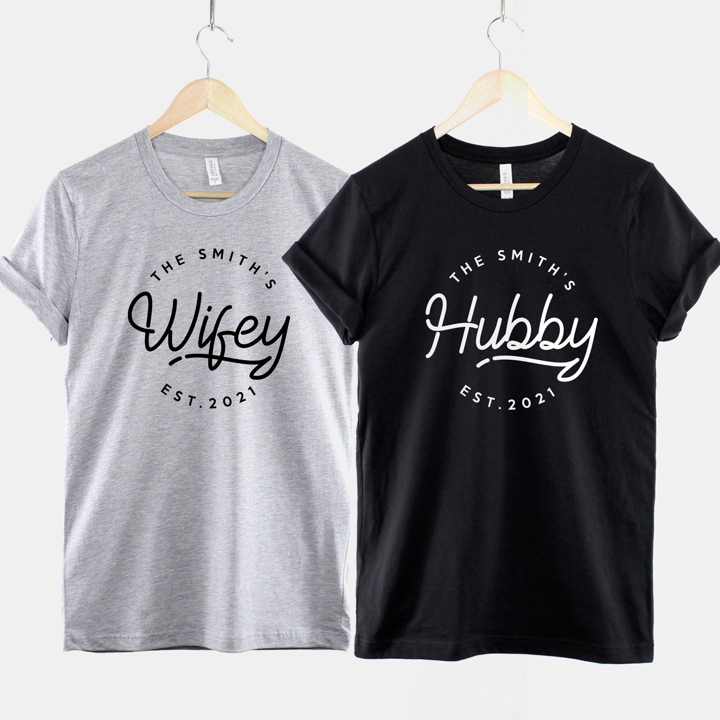 Matching Honeymoon Shirts - Hubby Wifey Personalised Mr Mrs Shirts - Fiancee Fiance Couples Shirts - Just Married Couple T-Shirts