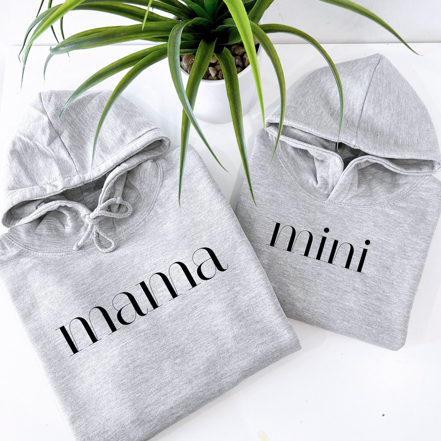 Mama And Mini Hoodies - Mama Mini Hoodies - Mama Mini Matching Hoodies - Mum Mom Daughter Twinning Set - Mother & Daughter Matching Hoodys