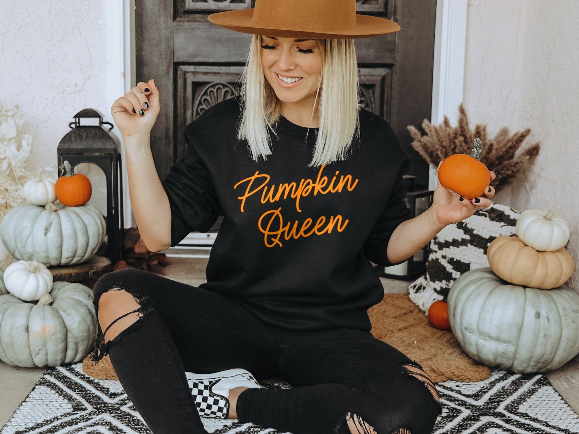 Halloween Sweatshirt Pumpkin Queen Sweatshirt Womens Halloween Sweater Fall Sweatshirt Autumn Sweatshirt Cute Pumpkin Sweatshirt