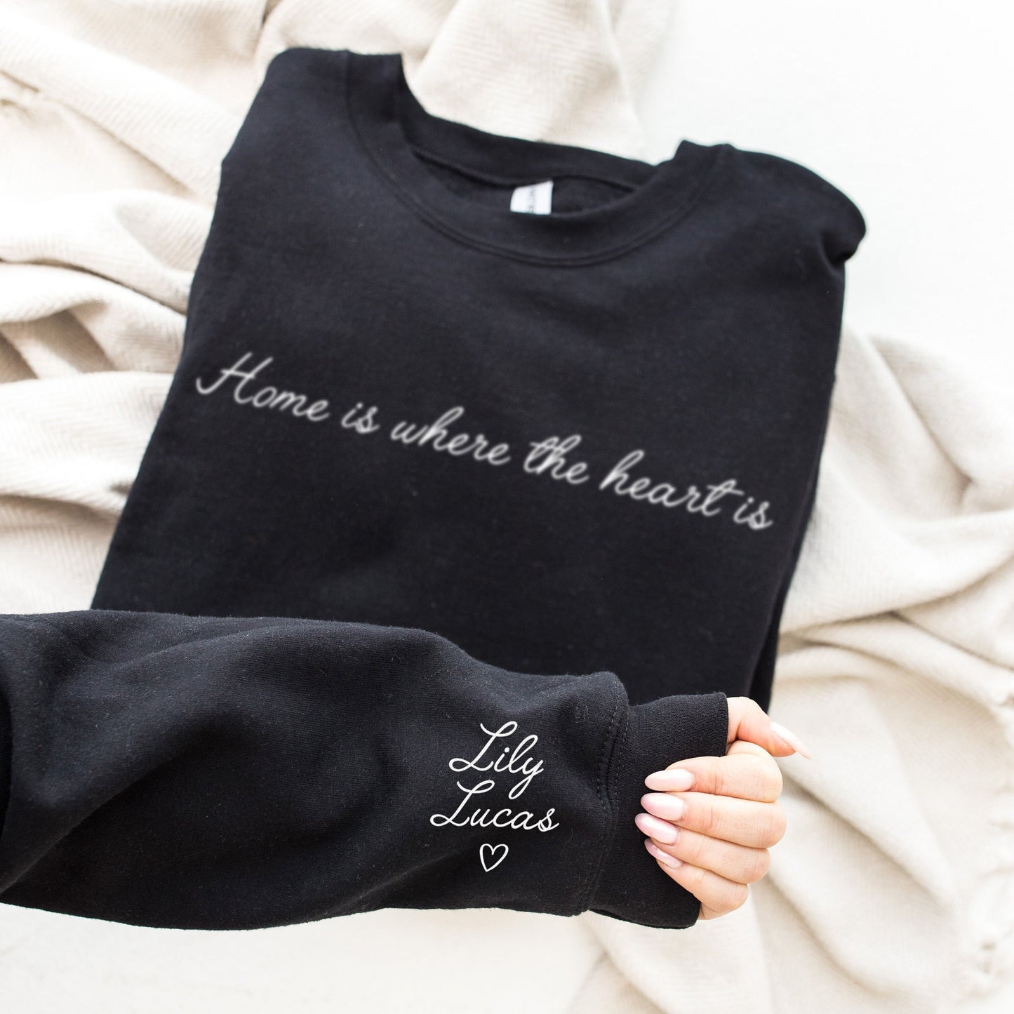 Personalised Heart Print On Sleeve Sweatshirt - Sleeve Print Sweater Gift for Mum - Mama Sweatshirt For Mums Kids Names Sleeve Print